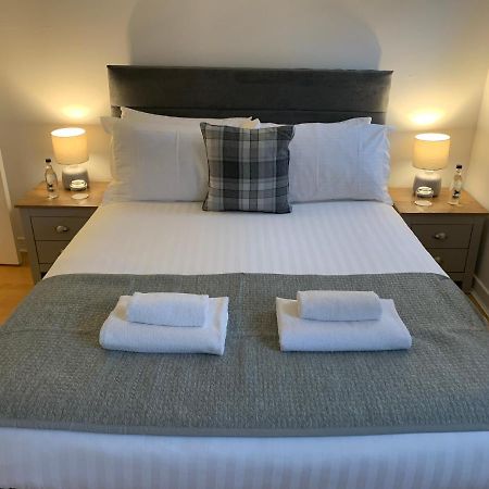 Angus House Villa Perth Esterno foto